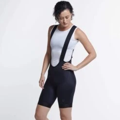 Black Foundation Women's Bib 2021 7 Black Foundation Women's Bib 2021 -Vêtements De Sport 0003 womens foundation bib shorts front 2 2000x 84bda8b3 d4f4 4536 9955 db33fdf71cfa
