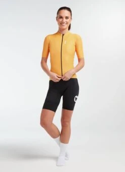 Yellow Wave Wave WMN LuxLite Women's Jersey 6 Yellow Wave Wave WMN LuxLite Women's Jersey -Vêtements De Sport 20.12.10 BSC WMN SS JERSEY WAVE YELLOW 0001 1200x fcff6182 54e6 4d6e b8e1 8400140210ae