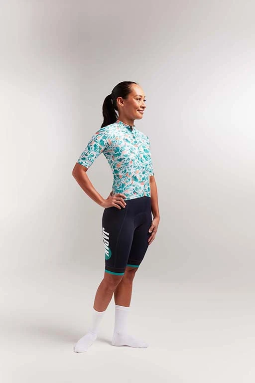 Sakura Green Essentials Team LTD Women's Jersey 2 Sakura Green Essentials Team LTD Women's Jersey – Image 2