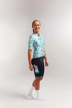 Sakura Green Essentials Team LTD Women's Jersey 7 Sakura Green Essentials Team LTD Women's Jersey -Vêtements De Sport 21.04.29 BSC LTDJAPAN TEAL JERSEY FEMALE 0016