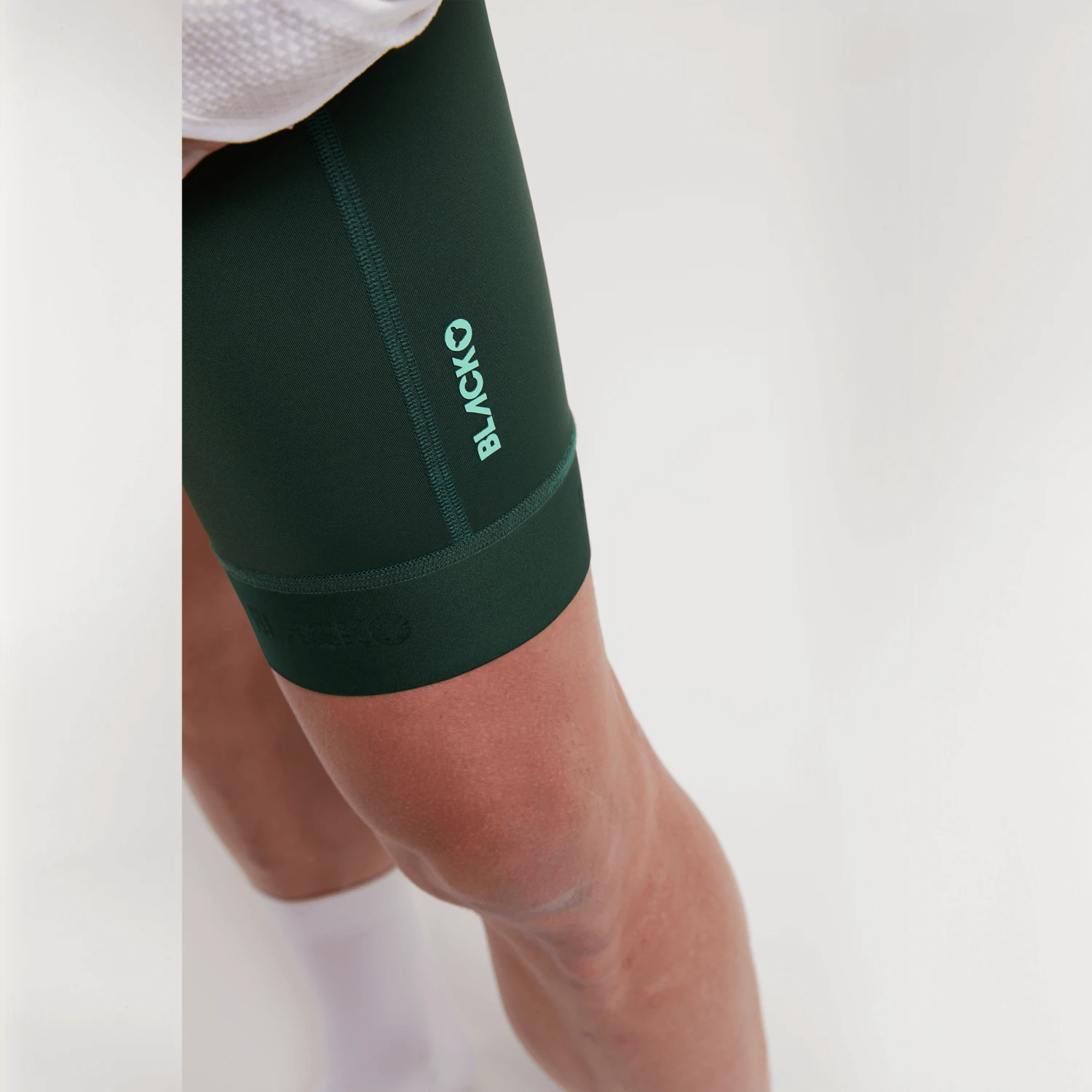 Scarab Essentials TEAM Men's Bib 2.0 4 Scarab Essentials TEAM Men's Bib 2.0 – Image 4