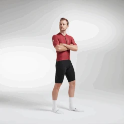 Earth Red Racing Aero SS Men's Jersey 2.0 9 Earth Red Racing Aero SS Men's Jersey 2.0 -Vêtements De Sport 21.12.10 BSC RACING LS EARTH RED 0040