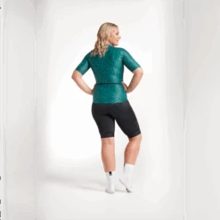 Storm Green Dots Essentials TEAM Women's Jersey 7 Storm Green Dots Essentials TEAM Women's Jersey -Vêtements De Sport 4 800eb4cc b0e0 43fc b424 c0cda67a0243