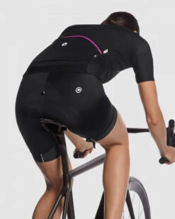 Assos Black Uma GT Women's Jersey C2 16 Assos Black Uma GT Women's Jersey C2 -Vêtements De Sport ASSOS 12.20.313.18 33