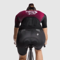 Assos DYORA RS JERSEY S9 SPEED CLUB 2022 7 Assos DYORA RS JERSEY S9 SPEED CLUB 2022 -Vêtements De Sport ASSOS 12.20.357.99 32