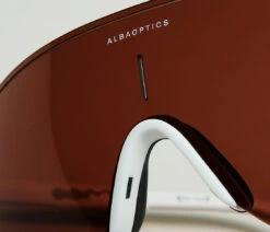 Stratos White Vzum™ F-Lens 12 Stratos White Vzum™ F-Lens -Vêtements De Sport AlbaOptics Stratos Black VzumFly Sunglass CyclingAccessories Detail2 VeloVeloSingapore 93ff434d 57e8 459a 8fdc 2c76d34ed647