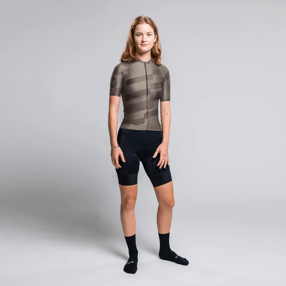 Women's Essentials TOUR Jersey 2.0 - Sand 3 Women's Essentials TOUR Jersey 2.0 - Sand – Image 3