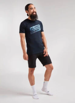 Slash Graphic Men's Crew Tee 6 Slash Graphic Men's Crew Tee -Vêtements De Sport H Front 20.09.03 BSC GRAPHIC M CREW NAVY TEE SS 0002