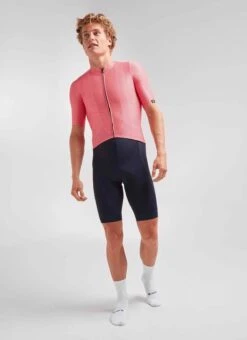 Pink Hatch Essentials TEAM Men's Jersey 5 Pink Hatch Essentials TEAM Men's Jersey -Vêtements De Sport H Front 20.09.03 BSC TEAM CORAL HATCH JERSEY SS 0001 5d71121d 9ffd 405e 80c5 cc3a6e91adec 2