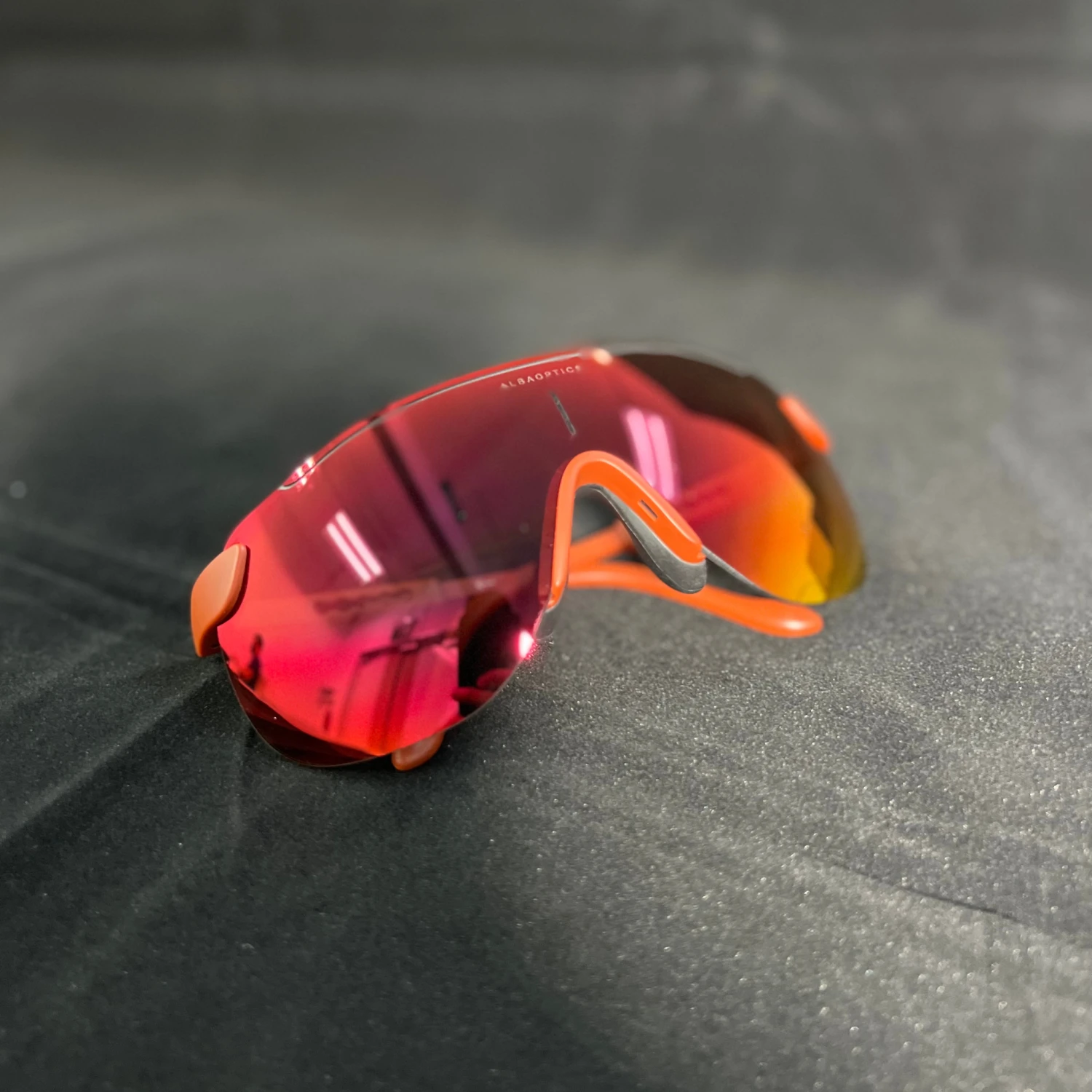 STRATOS RST VZUM LAVA 1 STRATOS RST VZUM LAVA