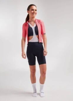 Pink Hatch Women's Essentials TEAM Jersey -Vêtements De Sport W Front 20.09.03 BSC TEAM F PINK HATCH VEST 0001