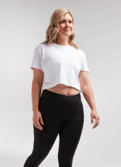 White Women's Crop Tee -Vêtements De Sport W Side 20.09.03 BSC WMN WHITE CROP 0016