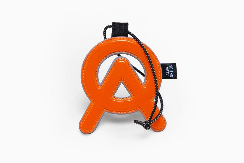 LOGO REFLECTOR 1 LOGO REFLECTOR