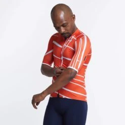 Fire Red Block Print SE Men's Jersey -Vêtements De Sport mens block print se jersey red front 2000x d8ead65c 1c28 4420 9906 040a285b3163