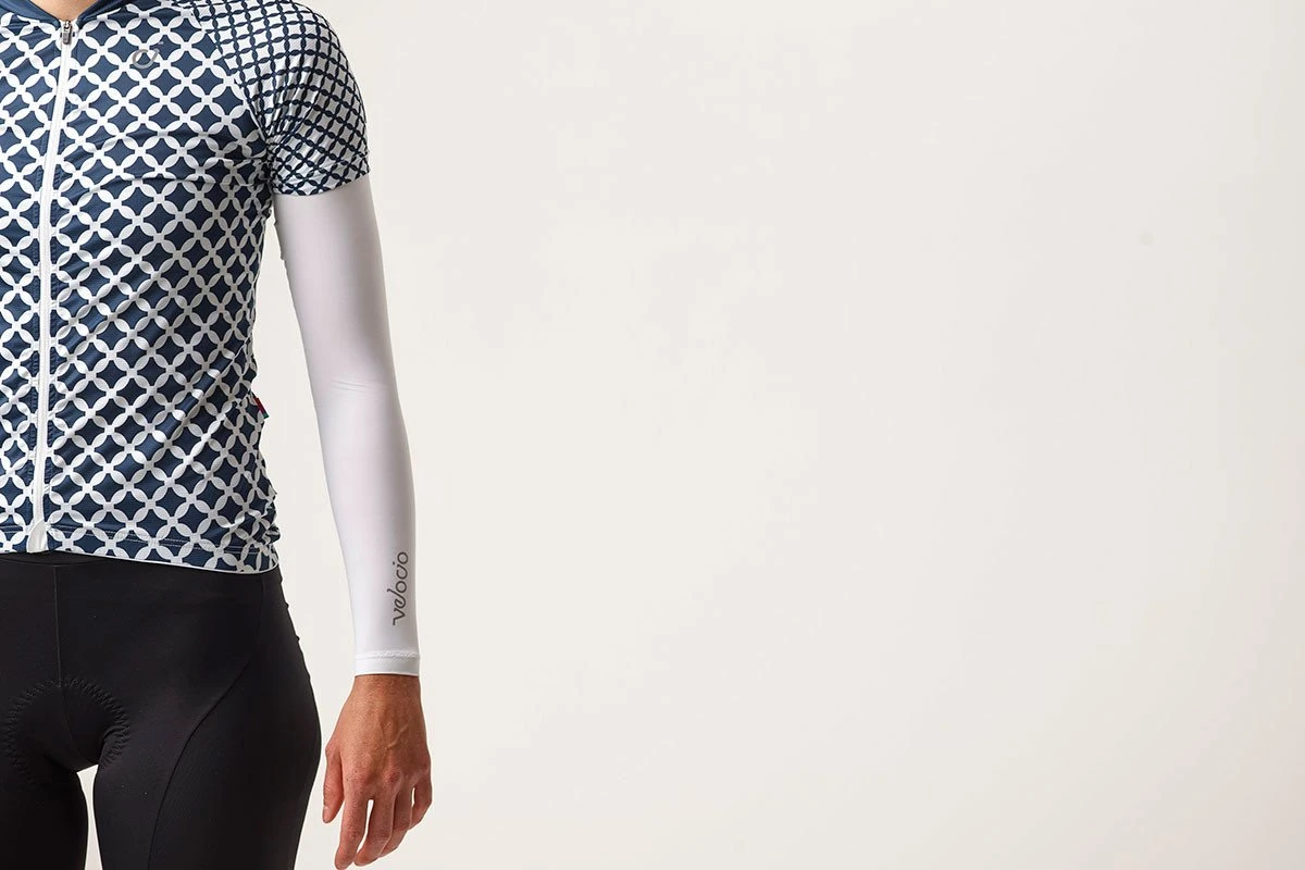 White Arm Screen 5 White Arm Screen – Image 5